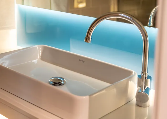 Express Centre By Ihg 3*