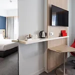 Express Centre By Ihg 3*