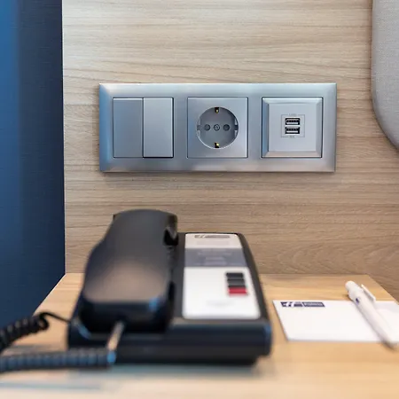 Express Centre By Ihg 酒店