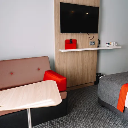 酒店 Express Centre By Ihg 3*