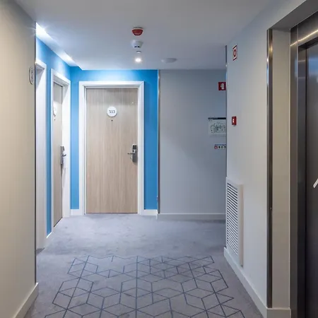 Express Centre By Ihg Hotel Oporto