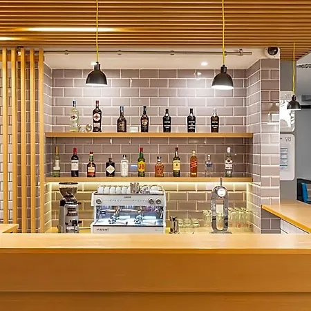 فندق Express Centre By Ihg 3*