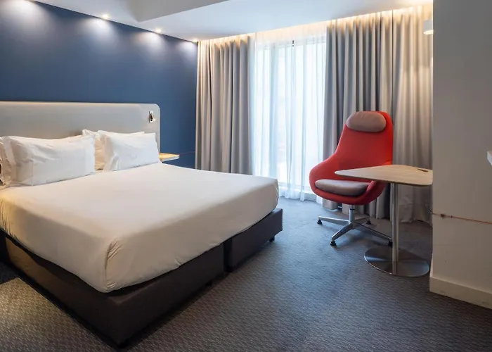 Express Centre By Ihg