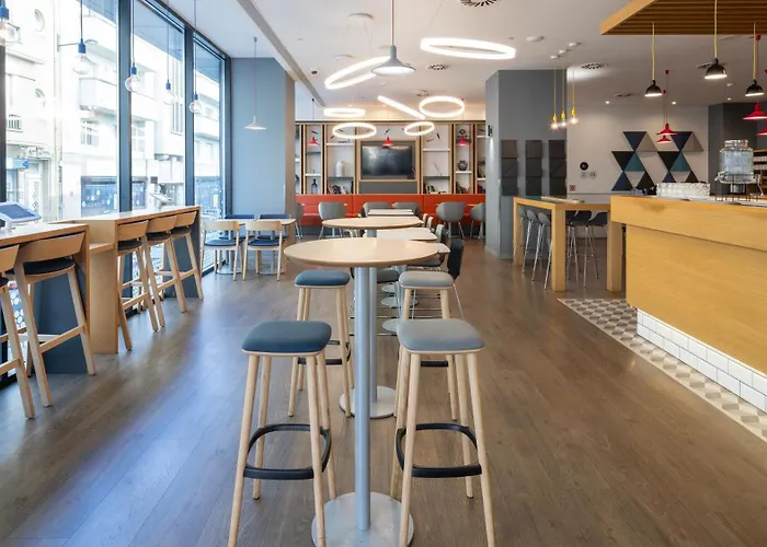 Express Centre By Ihg