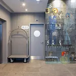 호텔 Express Centre By Ihg