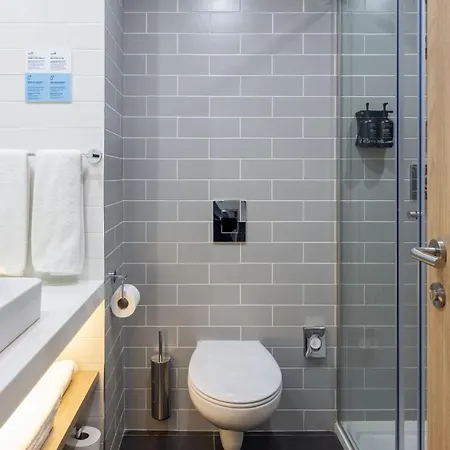 Hotel Express Centre By Ihg Porto