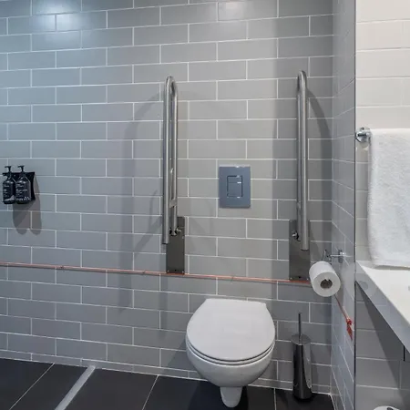 Express Centre By Ihg Otel