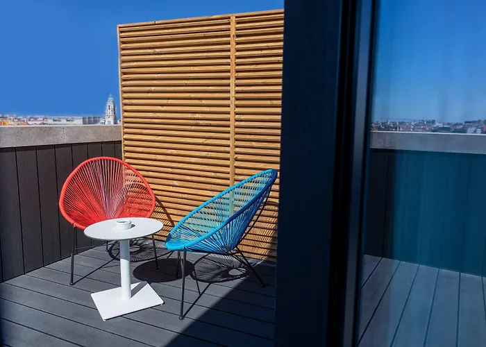 Express Centre By Ihg Hotel 3*