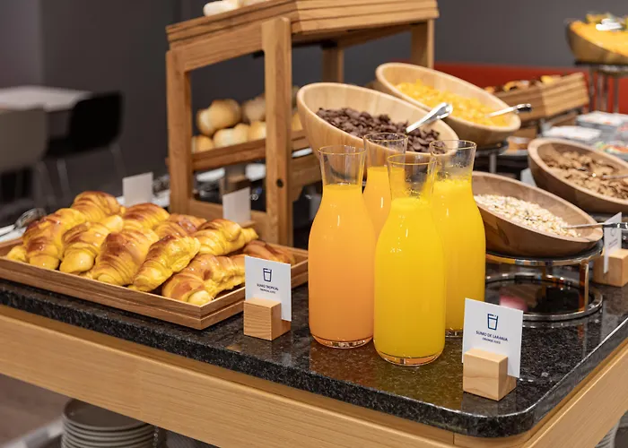 Express Centre By Ihg 3*