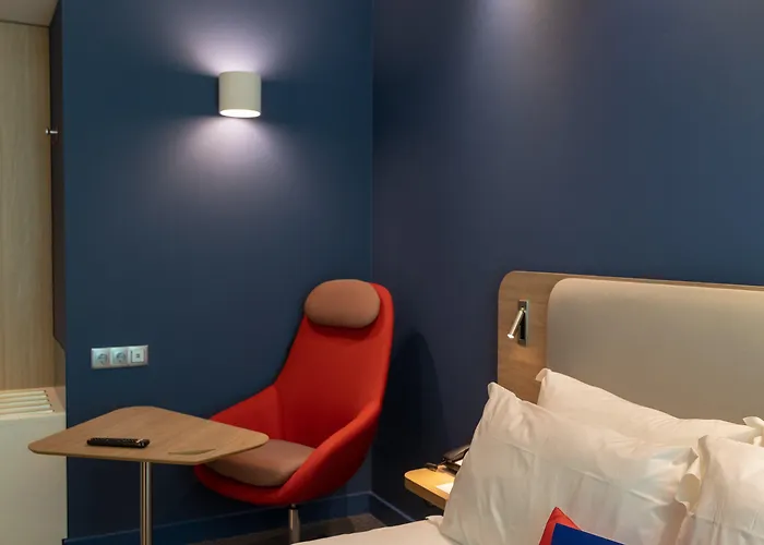 Hotel Express Centre By Ihg Oporto