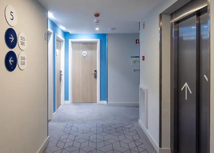 Express Centre By Ihg Hotel Oporto