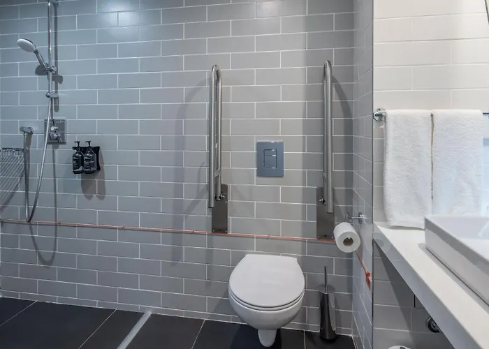 Express Centre By Ihg Otel