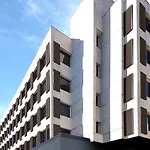 Express Centre By Ihg Hotel 3*