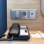 Express Centre By Ihg Hotel